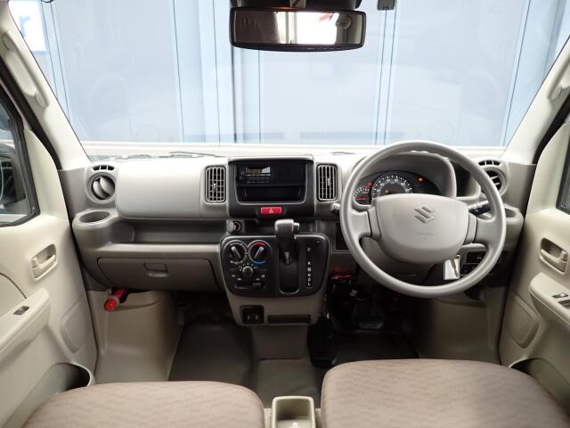 �C���p�l�摜�ɂȂ�܂��B�ԓ��͐��Ǝ҂ɂĎ����N���[�j���O�{�H�ς݂Ȃ̂ŁA��ϐ����ł��B