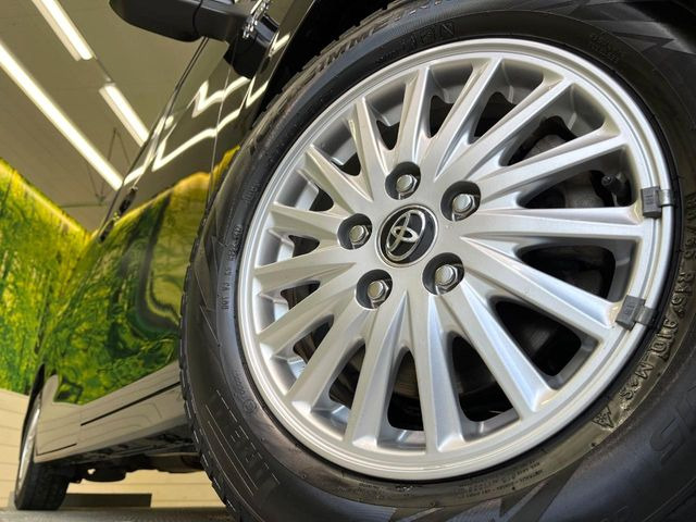 �y����16�C���`�A���~�z�C�[���z�O�ςɃ}�b�`���������A���~�z�C�[���𑕒����Ă���܂��B�e��ЊO�A���~�z�C�[����A�X�^�b�h���X�^�C�����戵�����Ă���܂��B���񂲑��k����������