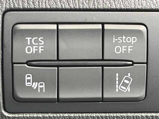 �y�A�C�h�����O�X�g�b�v�z�ԐM����a�؂Œ�Ԃ����ۂɃG���W�����~���A���ʂȔR���̏����}���܂��B�R��������ی�ɂȂ���@�\��G���W���̓u���[�L�𗣂��΍Ďn�����܂��B