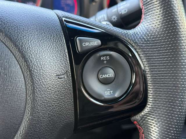 ���q�l�̈��S����ɍl���A���Ђɂ�24���ԃ��[�h�T�[�r�X���s���Ă���܂��B