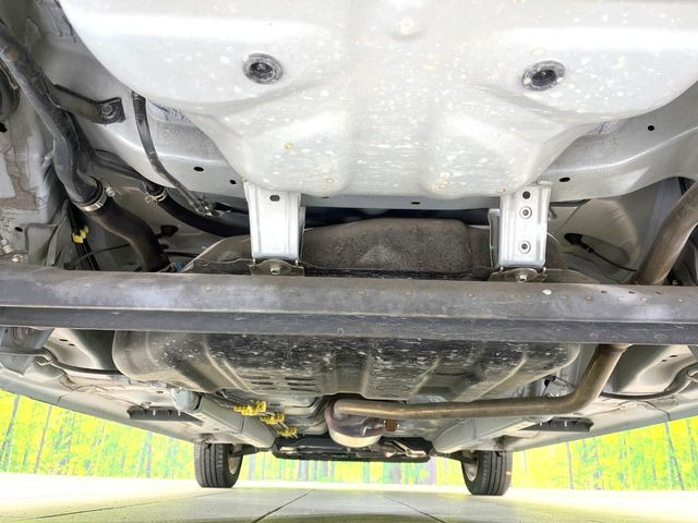 下回りがきれいなうちに、防錆加工の施工がオススメ。降雪地域はもちろん、沿岸部にお住いの方や、趣味でマリン・ウィンタースポーツをされる方にご好評いただいております。