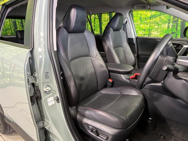 �y���烌�U�[�V�[�g�z����̂ӂ���肪�e�ՂŃ����e�i���X�����ȒP�ȁA�@�\���ɗD��鍇����v���̗p�����㎿�ȃV�[�g�ł��B����S�n���悭�A���������ӂ��S�n�ǂ��ԓ���Ԃ����o���Ă���܂��B