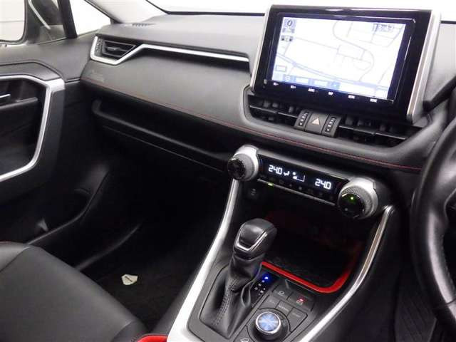 RAV42.0 アドベンチャー オフロードパッケージ 4WD