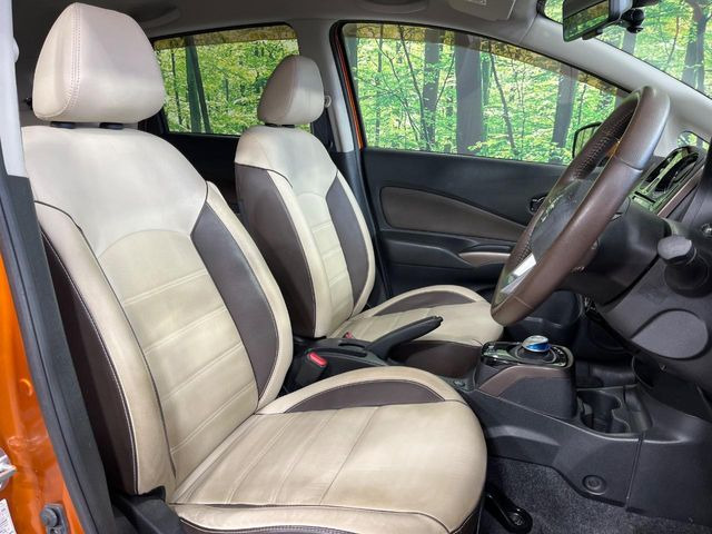 �y���烌�U�[�V�[�g�z����̂ӂ���肪�e�ՂŃ����e�i���X�����ȒP�ȁA�@�\���ɗD��鍇����v���̗p�����㎿�ȃV�[�g�ł��B����S�n���悭�A���������ӂ��S�n�ǂ��ԓ���Ԃ����o���Ă���܂��B