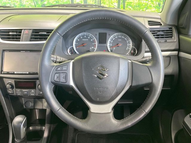 �y�����v�����X�e�A�����O�z�㎿�Ȋv���g�p���邱�ƂŁA��ɂ����������݂ƂĂ��^�]���₷���n���h���ł���