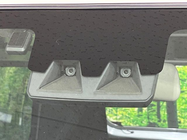 �y�g���^�Z�[�t�e�B�Z���X�z���s���ɑO���̎ԗ�����F�����A�Փ˂������Ȏ��͌x��ƃu���[�L�ŏՓˉ���Ɣ�Q�y�����A�V�X�g�B�����S�Ƀh���C�u�����y���݂��������܂��B