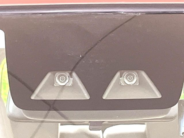 �y�X�}�[�g�A�V�X�g�z���s���ɑO���̎ԗ�����F�����A�Փ˂������Ȏ��͌x��ƃu���[�L�ŏՓˉ���Ɣ�Q�y�����A�V�X�g�B�����S�Ƀh���C�u�����y���݂��������܂��B