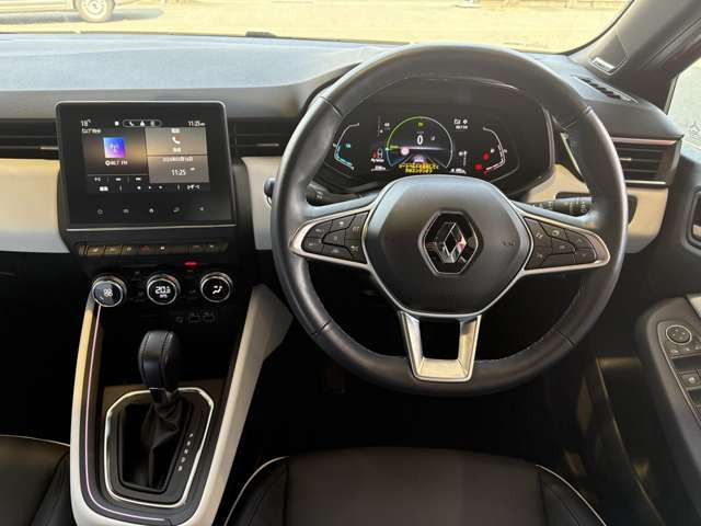 ��5����ƂȂ������C���A�b�v�́A�n�C�u���b�h�V�X�e���𓋍ڂ����uE-�e�b�N�t���n�C�u���b�h�v