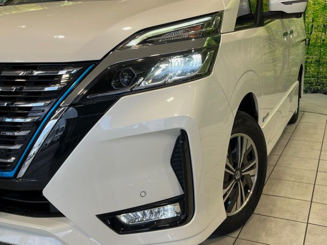 �yLED�w�b�h���C�g�z���V����ԑ��s�����ǍD�Ȏ��E���m�ۂ����S���ĉ^�]�ł��鍂�P�xLED�w�b�h���C�g�𑕔�!�_�����x�������A����d�͂��}�����Ă��܂��B