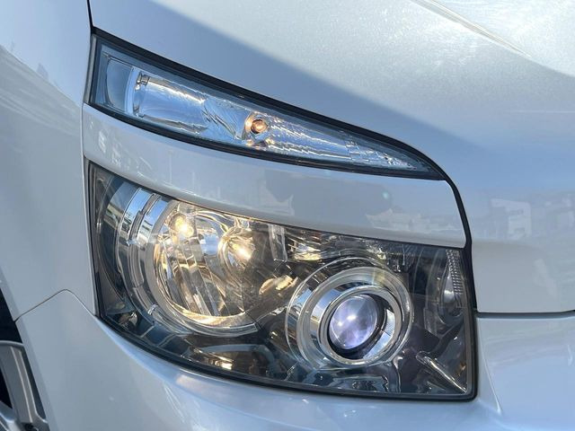 �yHID�w�b�h���C�g�z���ɖ��邭�O�����Ƃ炵�Ă����̂ŁA���V����Ԃ̑��s�������E�ǍD�ň��S���Ă���肢�������܂��B