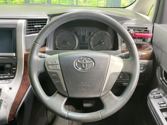 �y�����v�����X�e�A�����O�z�㎿�Ȋv���g�p���邱�ƂŁA��ɂ����������݂ƂĂ��^�]���₷���n���h���ł���