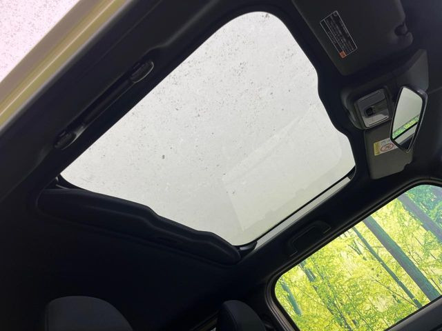 タフトG ダーククロム ベンチャー