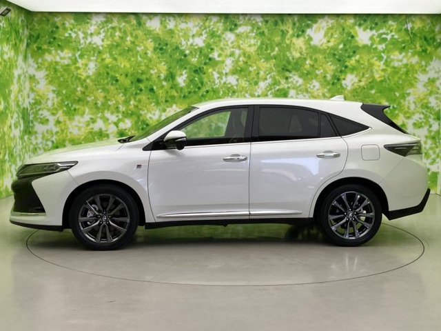 ハリアー2.0 エレガンス GR スポーツ 4WD