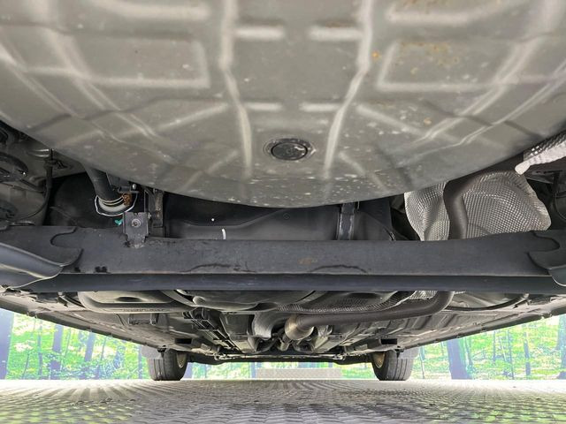 下回りがきれいなうちに、防錆加工の施工がオススメ。降雪地域はもちろん、沿岸部にお住いの方や、趣味でマリン・ウィンタースポーツをされる方にご好評いただいております。