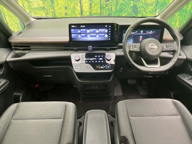 セレナ1.4 e-POWER ハイウェイスターV