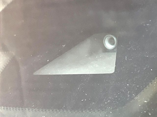 �y�C���e���W�F���g�G�}�[�W�F���V�[�u���[�L�z�t�����g�J�����őO���̎ԗ�����s�҂����m�B�Փ˂������Ȏ��͏Փ˔�Q�y���u���[�L���쓮�A�Փˉ�����T�|�[�g�B�����S�Ƀh���C�u�����y���݂��������܂��B