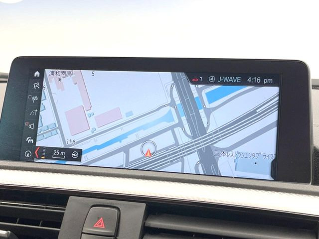 �������i�r:��̊��̂���i�r�́A����������ԓ������o���Ă���܂��B�I�[�f�B�I�@�\���[�����Ă���܂��̂ŁA�^�]�����y���߂܂���