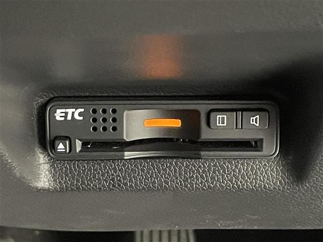 シャトル1.5 ハイブリッド Z