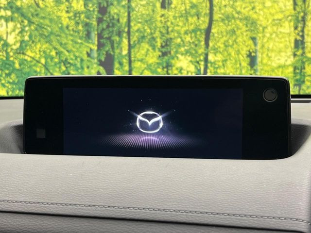 �y8.8�C���`�}�c�_�R�l�N�g�z�ԓ��̕��͋C�Ƀ}�b�`������^�̃f�B�X�v���C�B�X�}�z�ڑ��ł̃i�r�g�p��Bluetooth�Đ����A�l�X�ȋ@�\���y���߂܂��B�����I�ȃ_�C�������삪�\�ŁA�g��������ǍD�ł��B