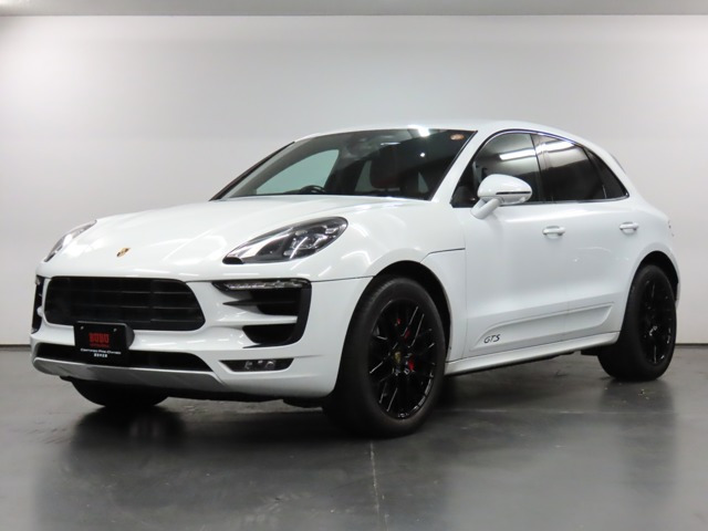 マカンGTS PDK 4WD