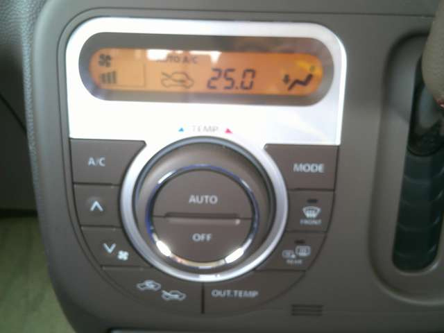 ���t���I�[�g�G�A�R�����D�݂̉��x���Z�b�g���邾���ŃG�A�R���̋����╗�ʂ������ŃR���g���[����