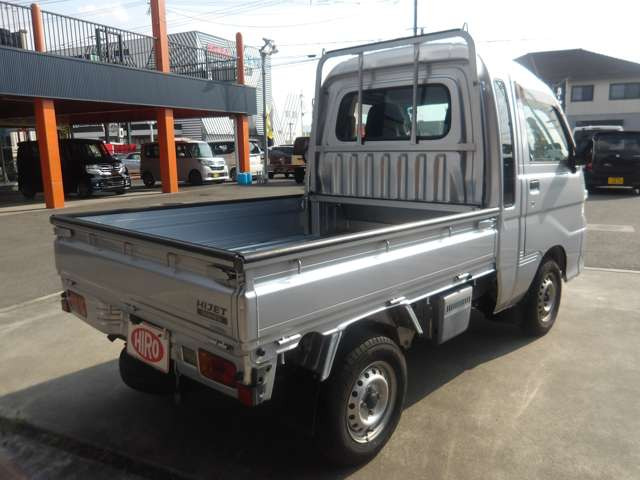 ���{���̏ꍇ�A���{���o�^�萔����������܂��B�����X�����O�ɍ݌Ɋm�F�̂��d�b�𒸂�����K���ł�!���q�l�̂����X��S��肨�҂����Ă���܂�!