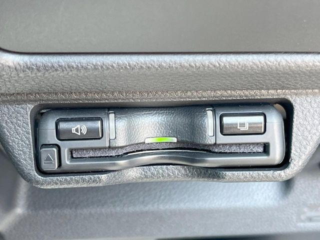 【ETC】高速道路の料金所をストレスなく通過!話題のスポットやサービスエリアに多い「スマートIC」利用時は必須のアイテムです。当店でセットアップを実施、ご納車当日からすぐにご利用いただけます!