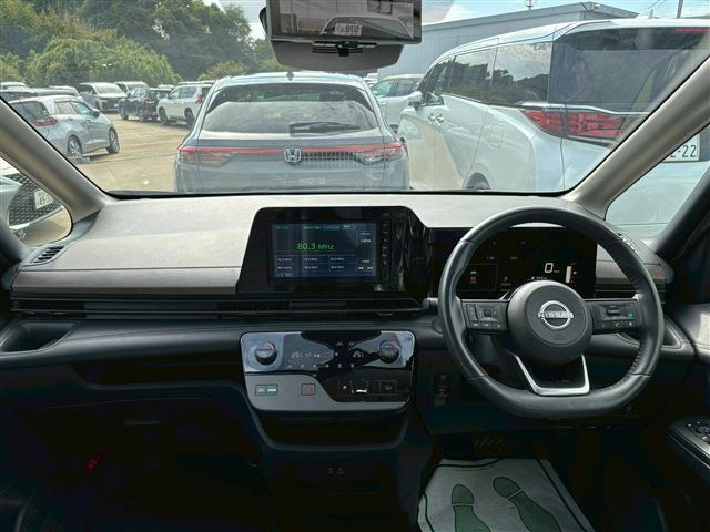 セレナ1.4 e-POWER ハイウェイスターV