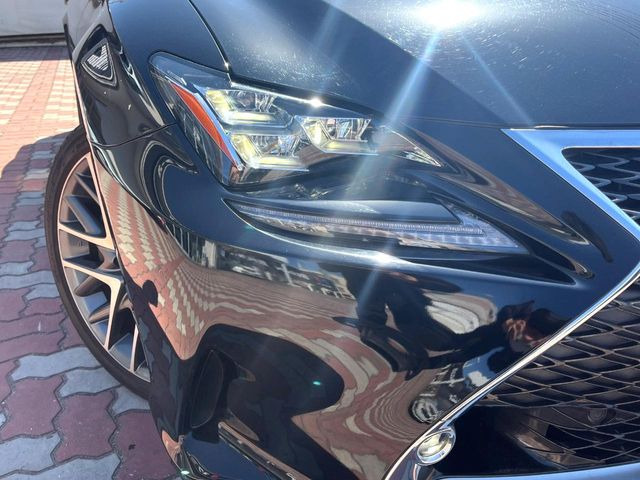 �y�O��LED�w�b�h���C�g�z�X�^�C���b�V���Ȍ����ڂ̎O��LED�w�b�h���C�g�𑕔���X�^�C�������łȂ��A��Ԃ̑��s�����E�ǍD�ň��S���Ă���肢�������܂��B