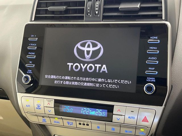 �y�����i�r�z�l�C�̏����i�r�𑕔����Ă���܂��B�i�r�̎g���₷���͂������A�I�[�f�B�I�@�\���[��!�L�����v�◷�s�͂������A�ʋ΂┃�����ȂǕ��i�̃h���C�u���y�����Ȃ�͂���