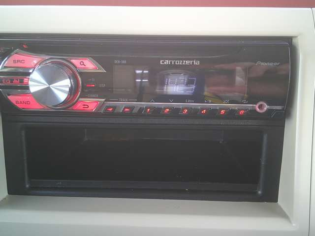 ���C�ɓ���̉��y�𒮂��Ȃ���y�����^�]�ł���!�p�C�I�j�A��CD�X�e���I�t���� �ʓr�J�[�i�r�Ȃǂ���舵���Ă��܂��̂ł����k���ĉ������B