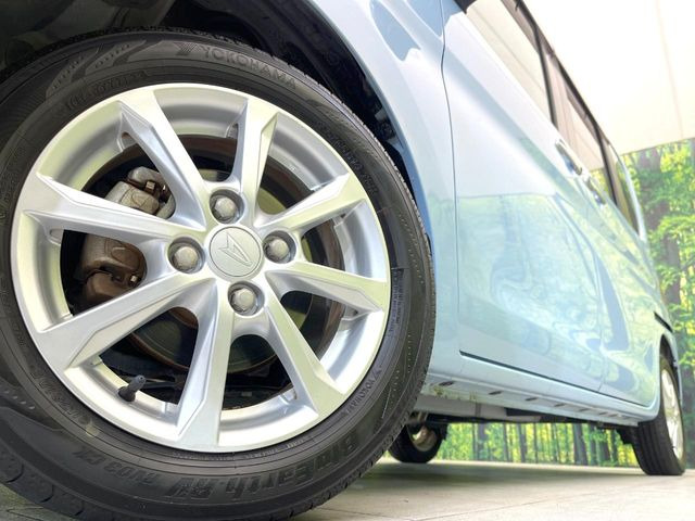 【純正14インチアルミホイール】外観にマッチした純正アルミホイールを装着しております。各種社外アルミホイールや、スタッドレスタイヤも取扱いしております。是非ご相談ください♪