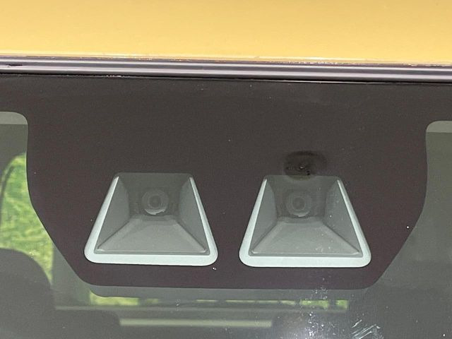 �y�X�}�[�g�A�V�X�g�z���s���ɑO���̎ԗ�����F�����A�Փ˂������Ȏ��͌x��ƃu���[�L�ŏՓˉ���Ɣ�Q�y�����A�V�X�g�B�����S�Ƀh���C�u�����y���݂��������܂��B