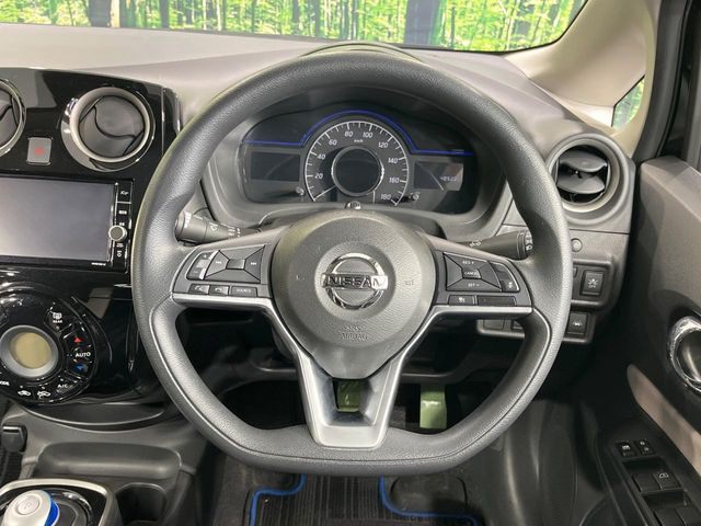 【インテリジェントクルーズコントロール】高速道路での長距離走行が楽に!自動で速度を保つクルーズコントロールが、衝突軽減システムと連携し、前方の車両を感知して車間を保つように速度調節してくれます!!