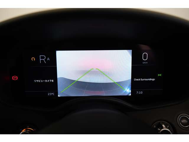 �o�b�N�J�����𑕔����A���Ԏ��̌���m�F���T�|�[�g�B�Ⴂ�ԍ��̃X�[�p�[�J�[�ł����S���Ď��񂵂��ł���֗��ȑ����ł��B