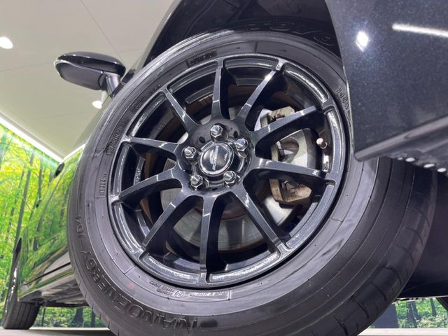 �y15�C���`�A���~�z�C�[���z�O�ςɃ}�b�`�����A���~�z�C�[���𑕒����Ă���܂��B�e��A���~�z�C�[����A�X�^�b�h���X�^�C�����戵�����Ă���܂��B���񂲑��k����������