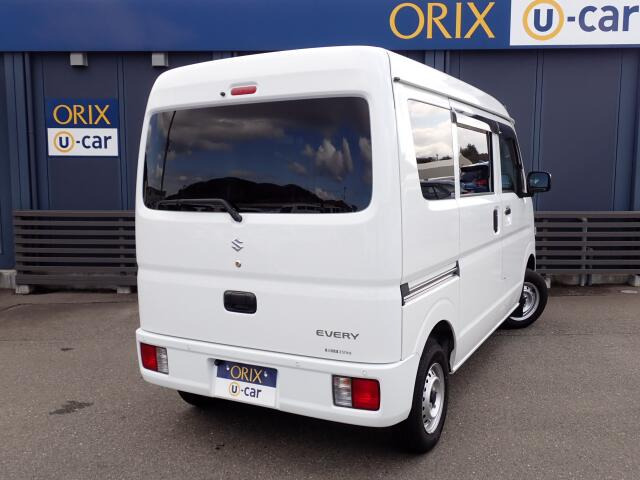 �����r���[�̉摜�ɂȂ�܂��B�I���b�N�X�F�蒆�ÎԂɂ́A���w��������S���Ă���肢���������߂ɁA�Ǝ��́u�I���b�N�X�F�蒆�Îԕۏ؁v�����t�����Ă��܂��B