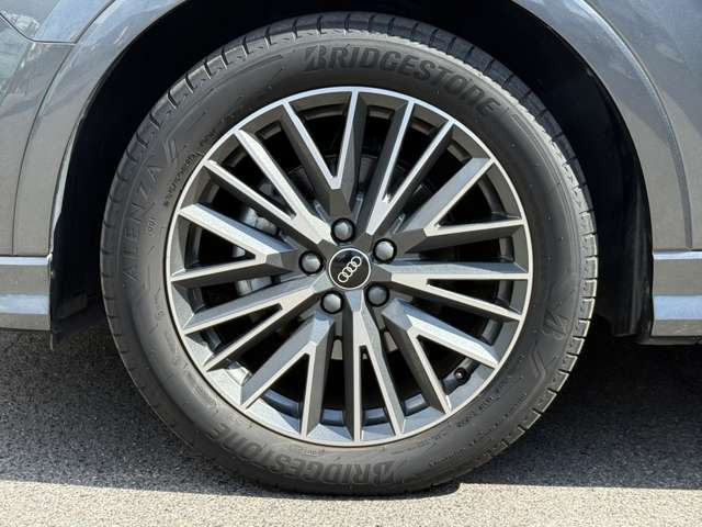 �����Ō��Ԃ����ɗ��鎖���o���Ȃ����q�l�͂����k���������܂����C�ɂȂ镔���͎ʐ^��������v���܂���