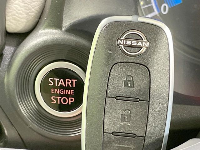 �y�C���e���W�F���g�L�[�z�J�o����|�P�b�g�ɓ��ꂽ�܂܂ł��h�A�̎{���E�������\�ȃX�}�[�g�L�[�𑕔��B�G���W���̃I���E�I�t�����J�M�����o���K�v����������Ƃ��Ă��֗��ł���