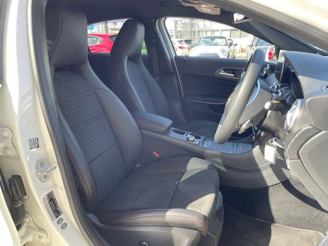 ���V�[�g�̎g�p��:�j��E�ւ�������Ȃ��A�����̒ʂ肫�ꂢ�ȏ�Ԃ��ێ����Ă���܂��B�܂��A�����N���[�j���O�E�R�[�e�B���O�����p�����������܂��B