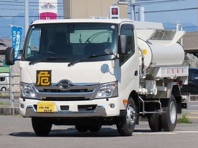 デュトロタンクローリー車