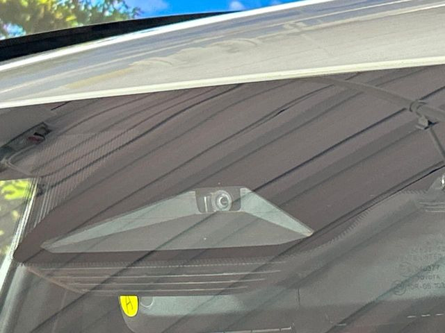 �y�g���^�Z�[�t�e�B�Z���X�z���s���ɑO���̎ԗ�����F�����A�Փ˂������Ȏ��͌x��ƃu���[�L�ŏՓˉ���Ɣ�Q�y�����A�V�X�g�B�����S�Ƀh���C�u�����y���݂��������܂��B