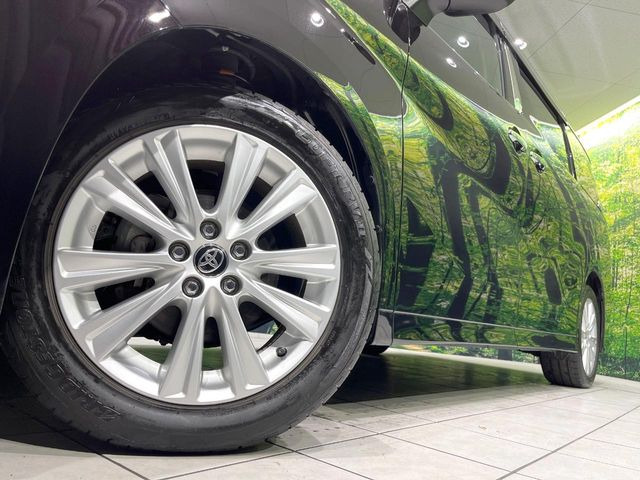 �y����18�C���`�A���~�z�C�[���z�O�ςɃ}�b�`���������A���~�z�C�[���𑕒����Ă���܂��B�e��ЊO�A���~�z�C�[����A�X�^�b�h���X�^�C�����戵�����Ă���܂��B���񂲑��k����������