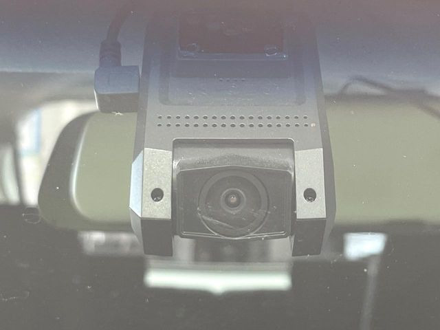 �y�h���C�u���R�[�_�[�z�h���C�u���R�[�_�[����!���s���͂������A������^�]�⎖�̂ɑ��������ہA�f���ŋL�^���A����̃��X�N�ɔ����܂��B���L�^�pSD�J�[�h�͂��q�l�����g�ł��������������K�v������܂��B