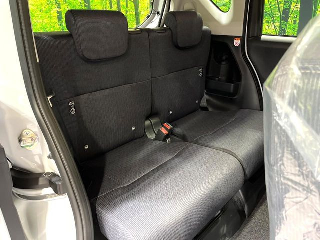 ���i���ȃI���W�i���t���A�}�b�g���I�v�V�����ɂĂ��p�ӂ��Ă���܂��B���D���ȃf�U�C����J���[�����Ԃɍ��킹�đI��ł����������Ƃ��ł��܂���