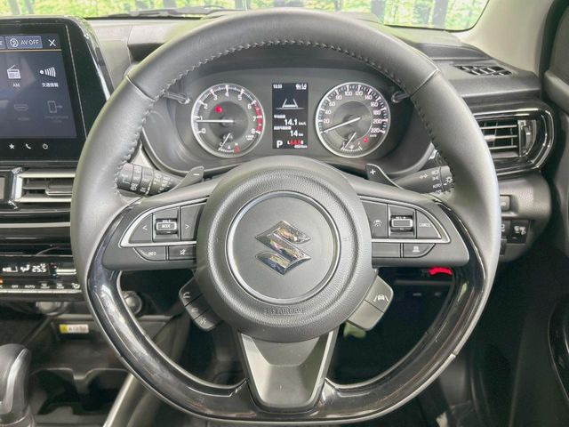 �y�����v�����X�e�A�����O�z�㎿�Ȋv���g�p���邱�ƂŁA��ɂ����������݂ƂĂ��^�]���₷���n���h���ł���