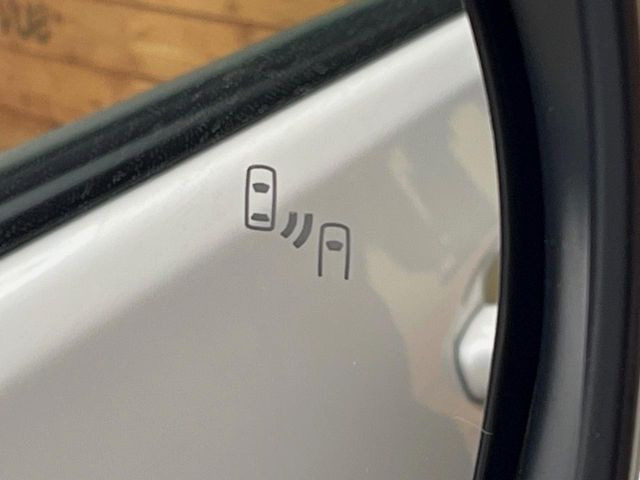 �y�u���C���h�X�|�b�g���j�^�[�z���s���A�h�A�~���[�̎��p�ɂȂ�₷���ӏ��Ɍ㑱�Ԃ��ڋ߂���ƃT�C�h�~���[�̃����Y�Ɍx����\��!�h���C�o�[�ɒ��ӊ��N�����Ă���܂��B