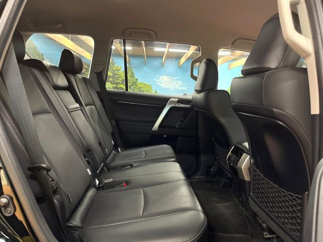 �L�X�Ƃ���2��ڃV�[�g�͋��Z���������A���S�n�����K!�F�B��Ƒ��Ƃ̂��o�����ɂ҂�����ł��B�x�r�[�V�[�g��`���C���h�V�[�g�g�p�������K�ɂ��߂�������������\���ȋ�Ԃ��m�ۂ��Ă��܂��B