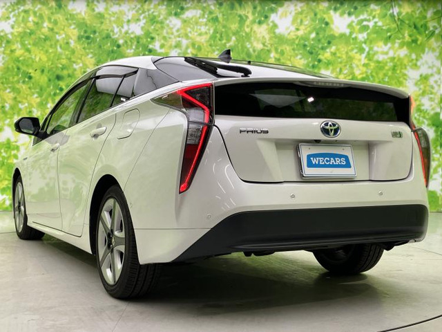 プリウス1.8 S セーフティ プラス ツートーン