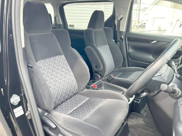 �^�]�Ȃ܂��ɂ͏\���ȃX�y�[�X������A�啿�ȕ��ł��������^�]���Ă�����������ł��B